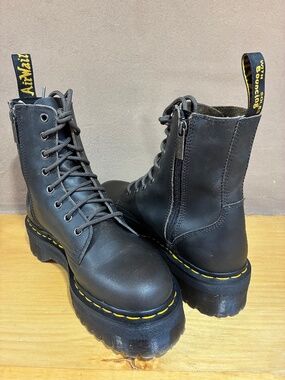 Jadon Platform Doc Martens